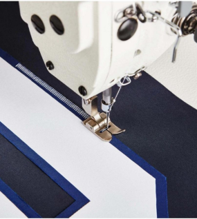 Reliable 2500SZ High-Speed Zig Zag with Direct Drive Technology & Assembled Table