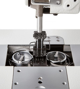 Reliable 5600TW Two Needle, Compound Feed - Walking Foot Sewing Machine. Includes High Quality Table